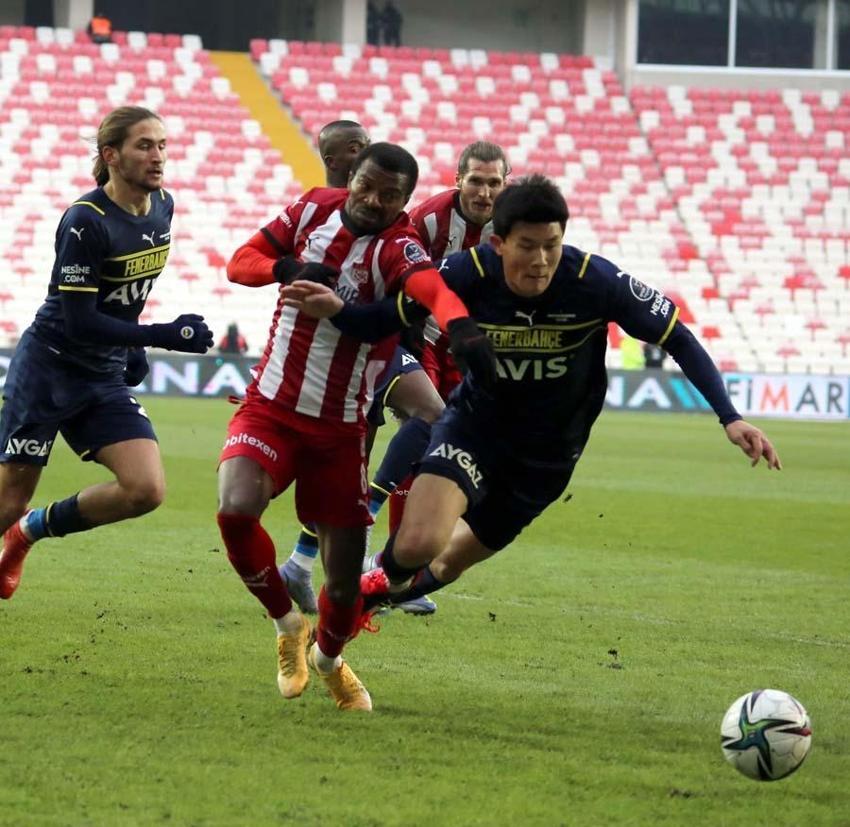 Fenerbahçe Sivasspor engeli! Miha Zajc ile öne geçti ama...