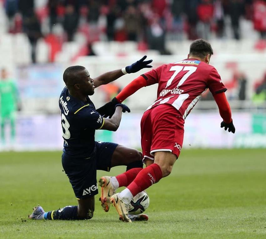 Fenerbahçe Sivasspor engeli! Miha Zajc ile öne geçti ama...