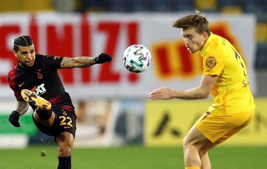 Assuncao'dan sonra 4 yıldız daha eşyalarını topladı! Galatasaray'da ayrılan ayrılana...