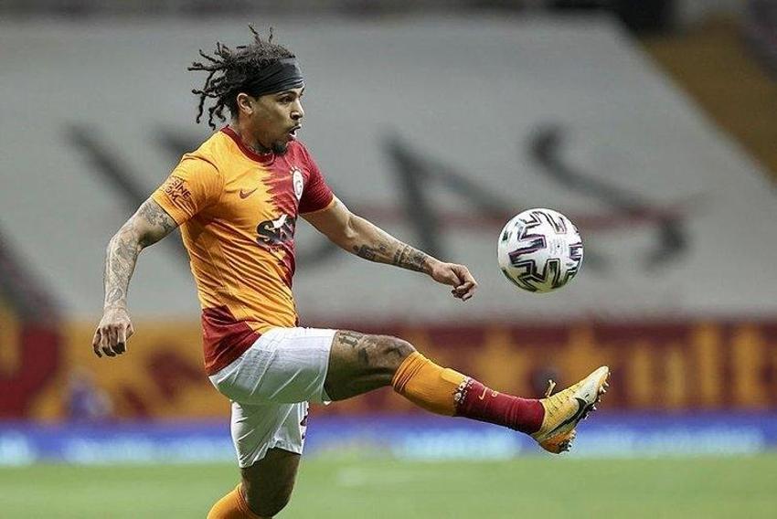 Assuncao'dan sonra 4 yıldız daha eşyalarını topladı! Galatasaray'da ayrılan ayrılana...