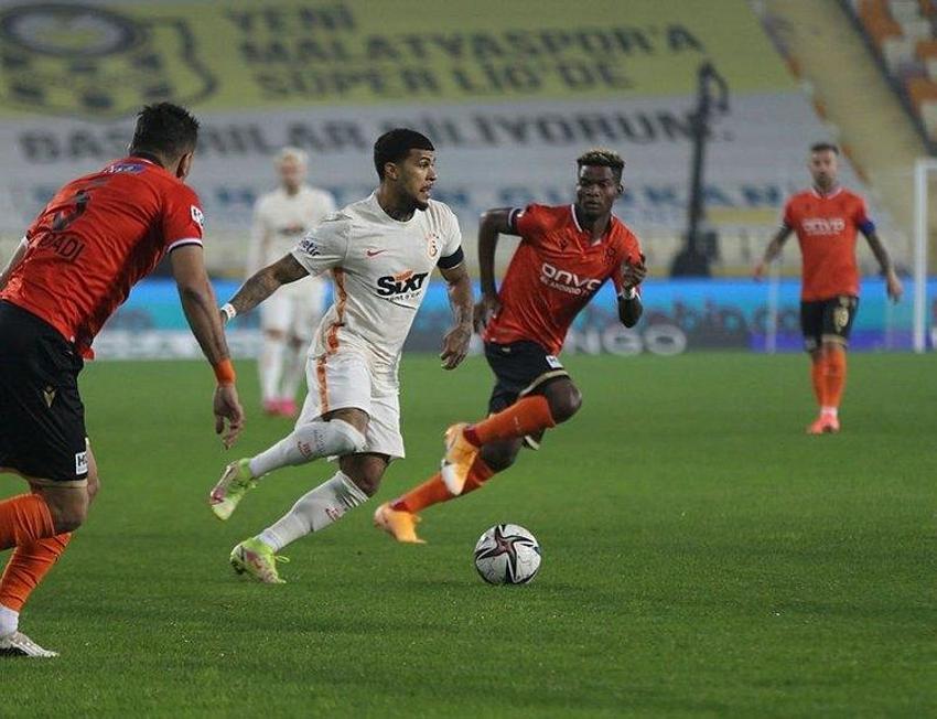 Assuncao'dan sonra 4 yıldız daha eşyalarını topladı! Galatasaray'da ayrılan ayrılana...
