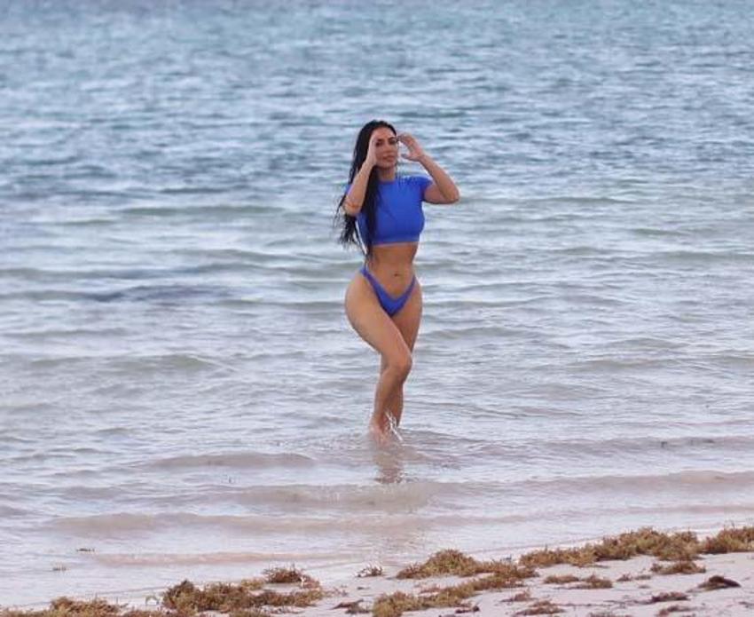 Kim Kardashian saatlerce poz verdi!  Tüm dikkatler üzerinde...