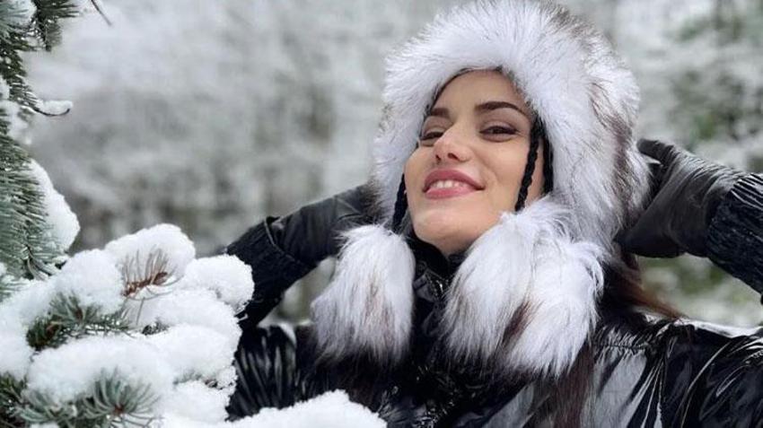 Fahriye Evcen'den kar pozu! Paylaşımı sosyal medyayı salladı!