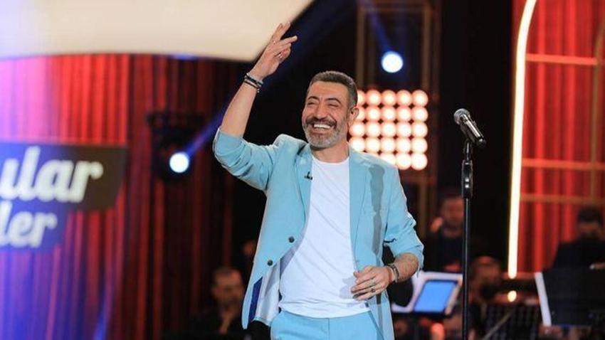 Şarkılar Bizi Söyler programında İzel'den Hakan Altun'a evlenme teklifi!