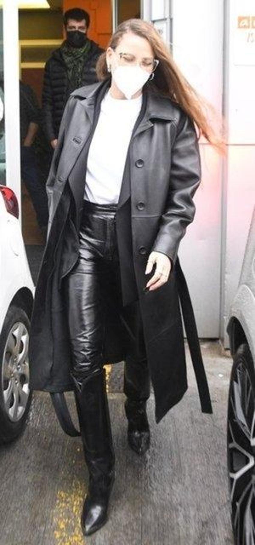 Serenay Sarıkaya evini ve arabasını değiştiriyor!