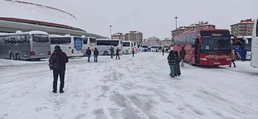 Konya'yı çevre illere bağlayan tüm yollar kapandı!