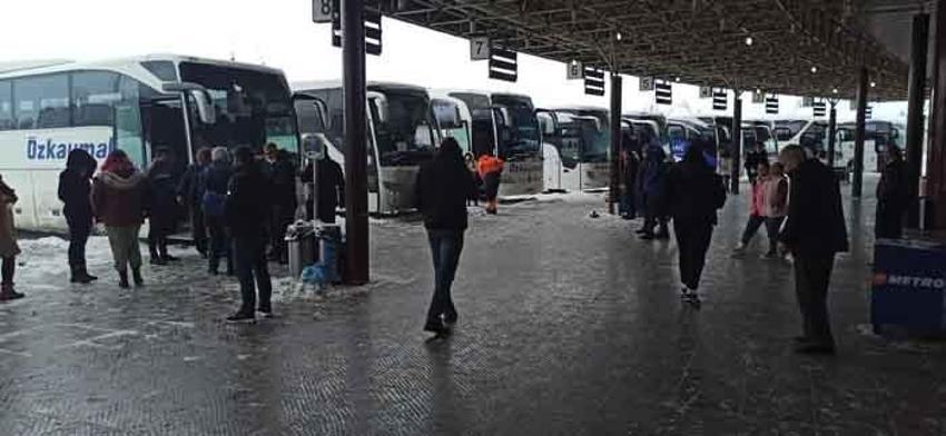Konya'yı çevre illere bağlayan tüm yollar kapandı!
