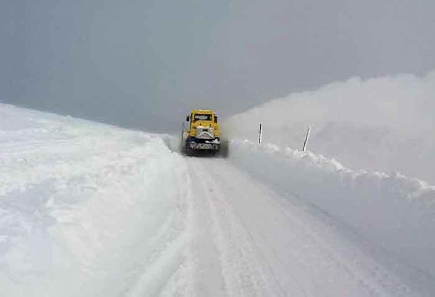 Kar yağışı ile ilgili son dakika uyarısı! Kabus olup çöktü, hayat felç oldu! Meteoroloji İstanbul için tarih verdi, korkutan uyarı geldi...