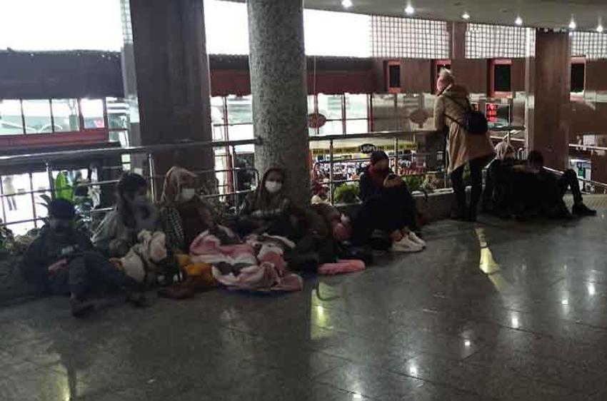 Kar yağışı ile ilgili son dakika uyarısı! Kabus olup çöktü, hayat felç oldu! Meteoroloji İstanbul için tarih verdi, korkutan uyarı geldi...