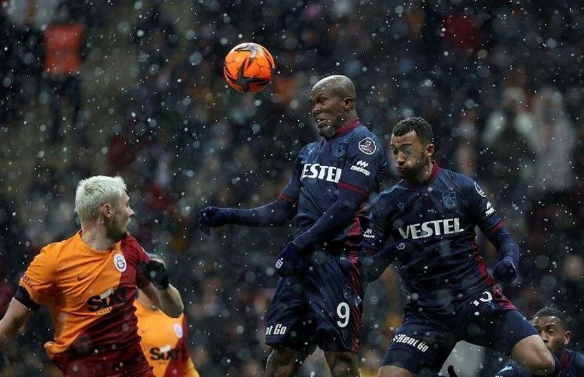 G.Saray'da son dakika gelişmesi! 1-2-3 derken tam 7 transfer birden...