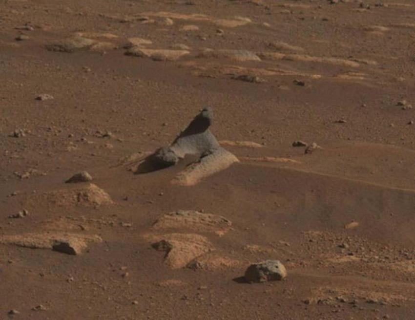 Mars'taki tarihi keşifi NASA resmen açıkladı! 'Mor kayaçlar' hikayenin önemli bir parçası olabilir...
