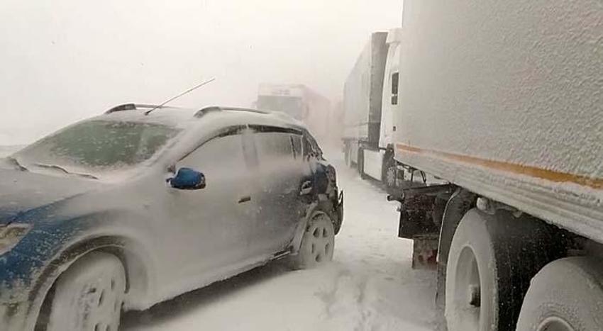 Kar yağışı çok daha kuvvetli geliyor! Saat verildi 3 gün sürecek: İstanbul'u DEK’ler vuracak! Büyük tehlike...