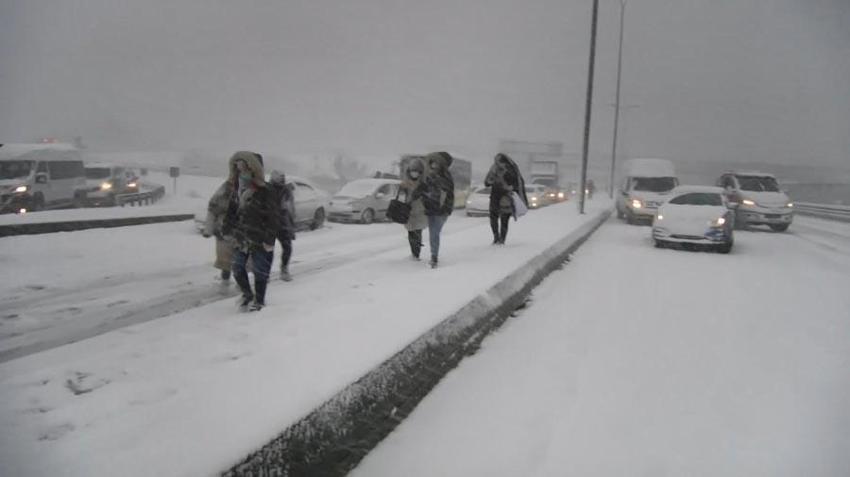 Meteoroloji'den son dakika kar açıklaması! Yeni alarm! Kar yağışı durmayacak! Uyarılar peş peşe geliyor! Çok kuvvetli olacak
