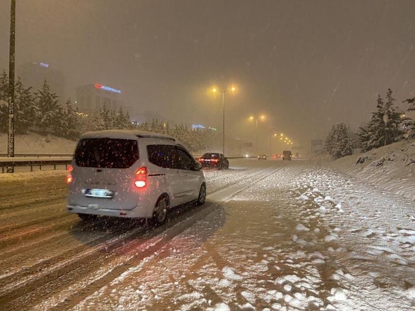 Meteoroloji'den son dakika kar açıklaması! Yeni alarm! Kar yağışı durmayacak! Uyarılar peş peşe geliyor! Çok kuvvetli olacak