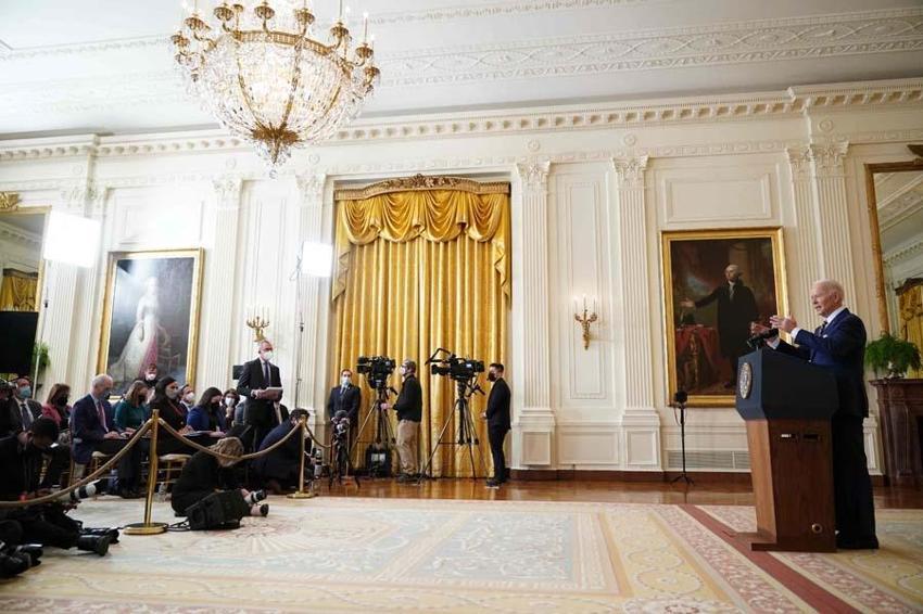 ABD Başkanı Joe Biden'dan skandal sözler! Basın toplantısında mikrofonu açık unuttu muhabire küfür etti...