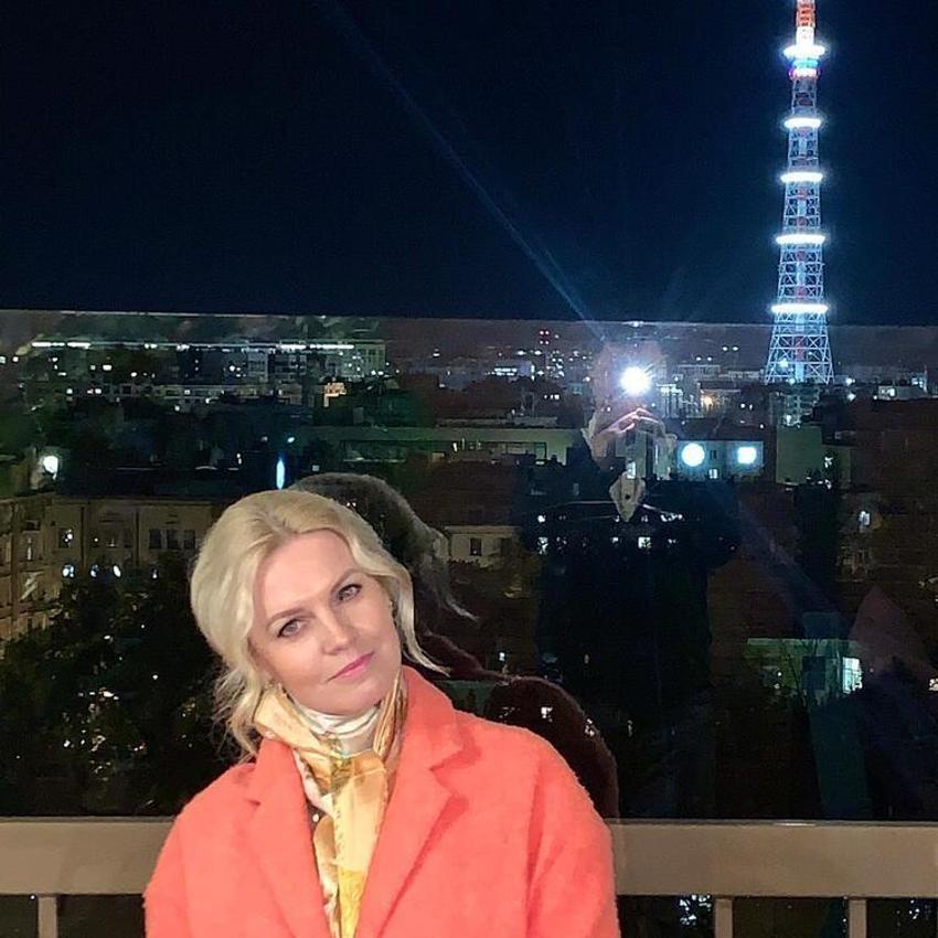 Çocuklarının gözü önünde buz gibi suya daldı bir daha çıkmadı! Kadının kjmliği şok etti...