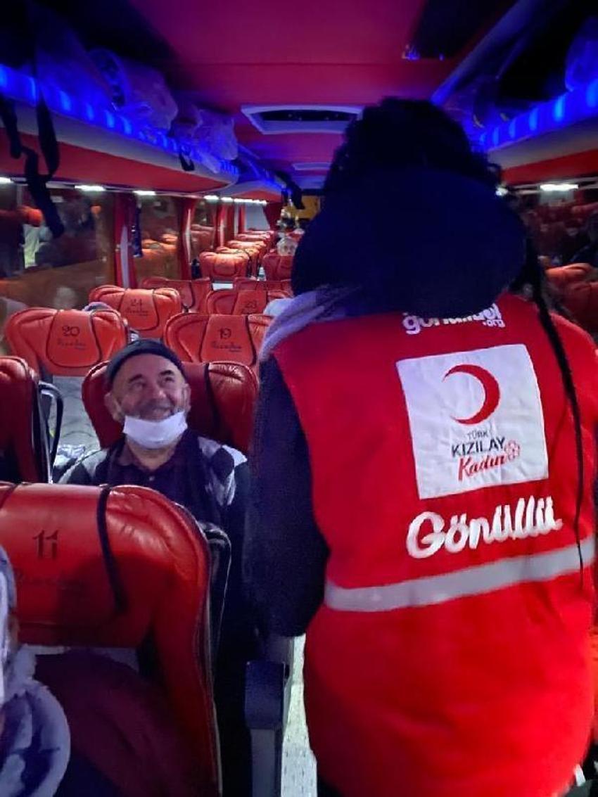 İstanbul'a giden TIR, kamyon ve otobüslere geçiş yok