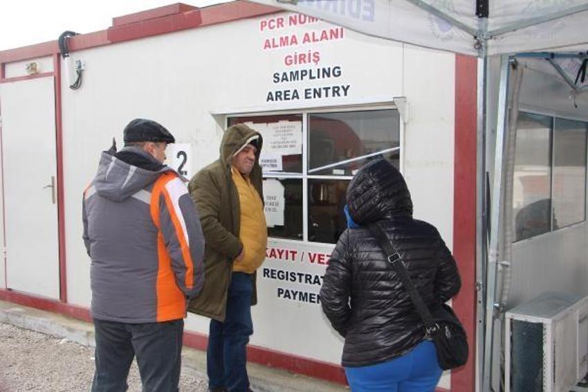 Bulgar turistler PCR testlerini Edirne'de yaptırıyor