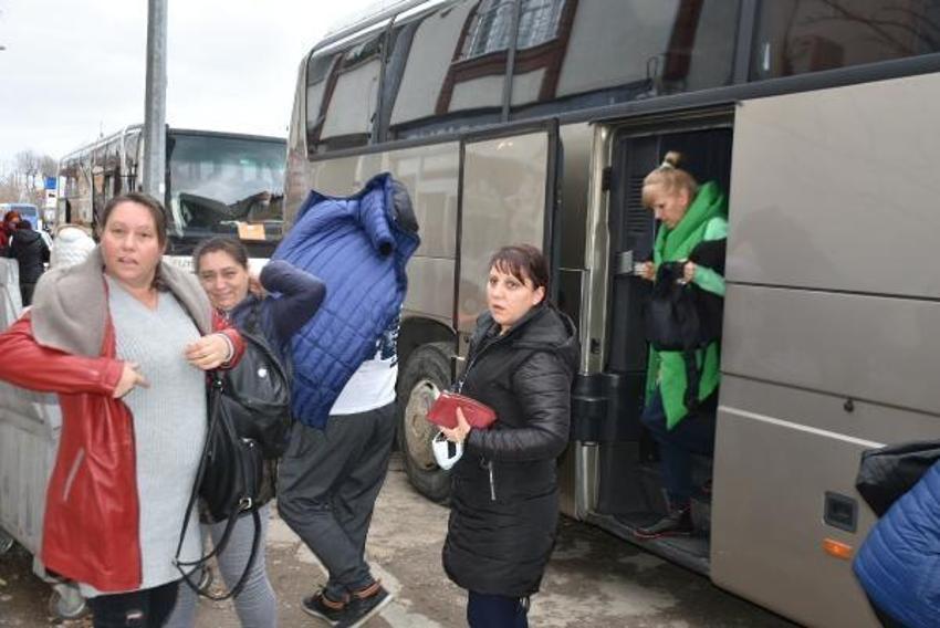 Bulgar turistler PCR testlerini Edirne'de yaptırıyor