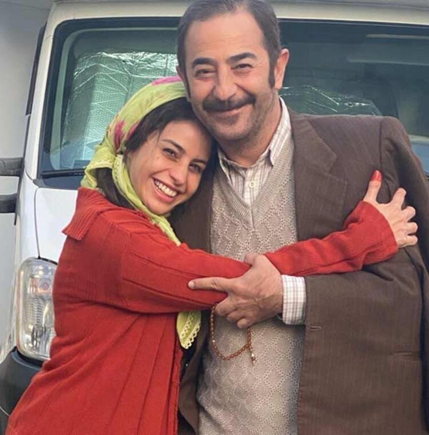 Büşra Pekin gözyaşlarını tutamadı! Ayberk Pekcan paylaşımı...