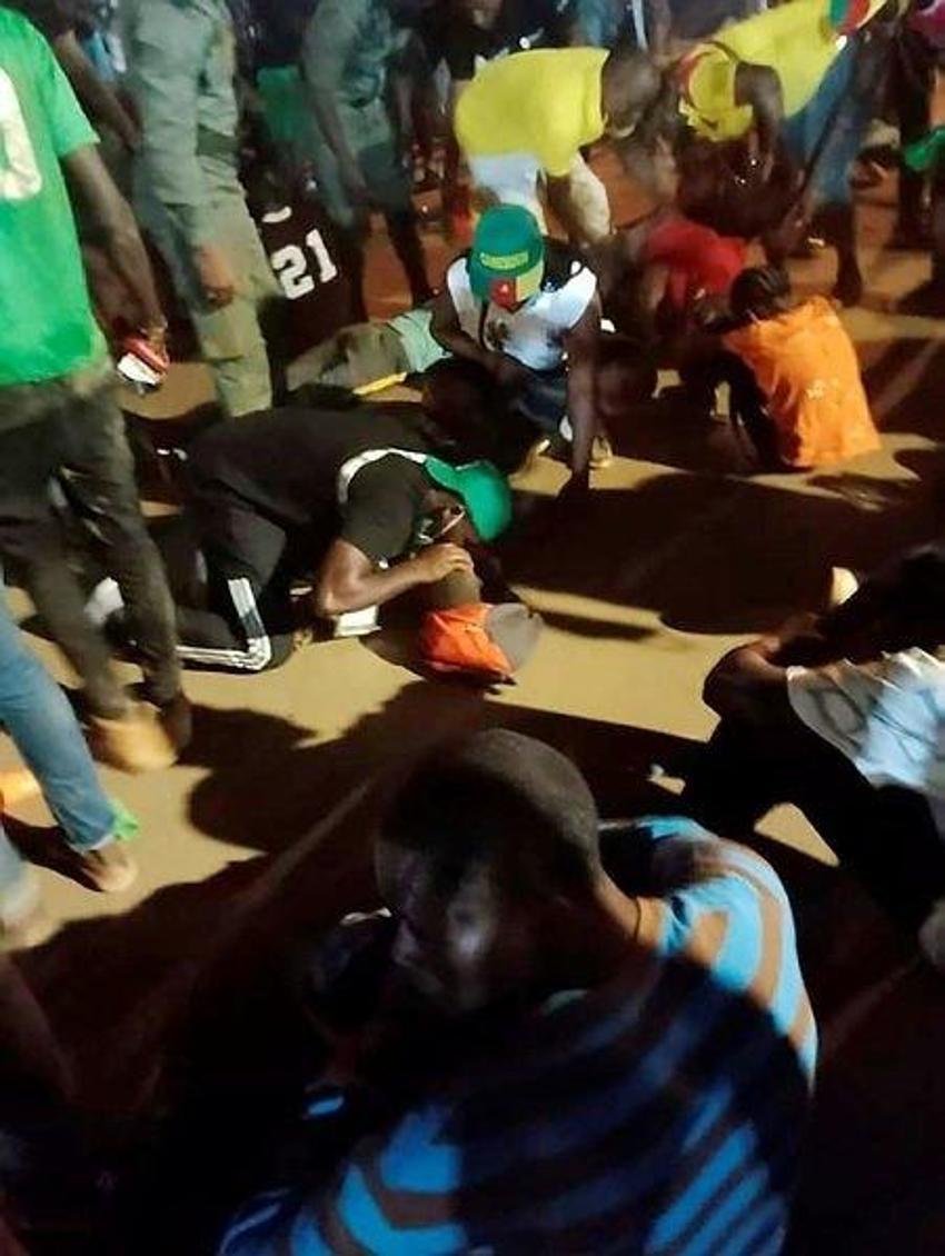 Kamerun - Komorlar maçında izdiham! 7 ölü çok sayıda taraftar yaralı...