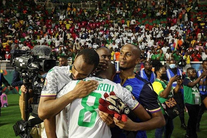 Kamerun - Komorlar maçında izdiham! 7 ölü çok sayıda taraftar yaralı...
