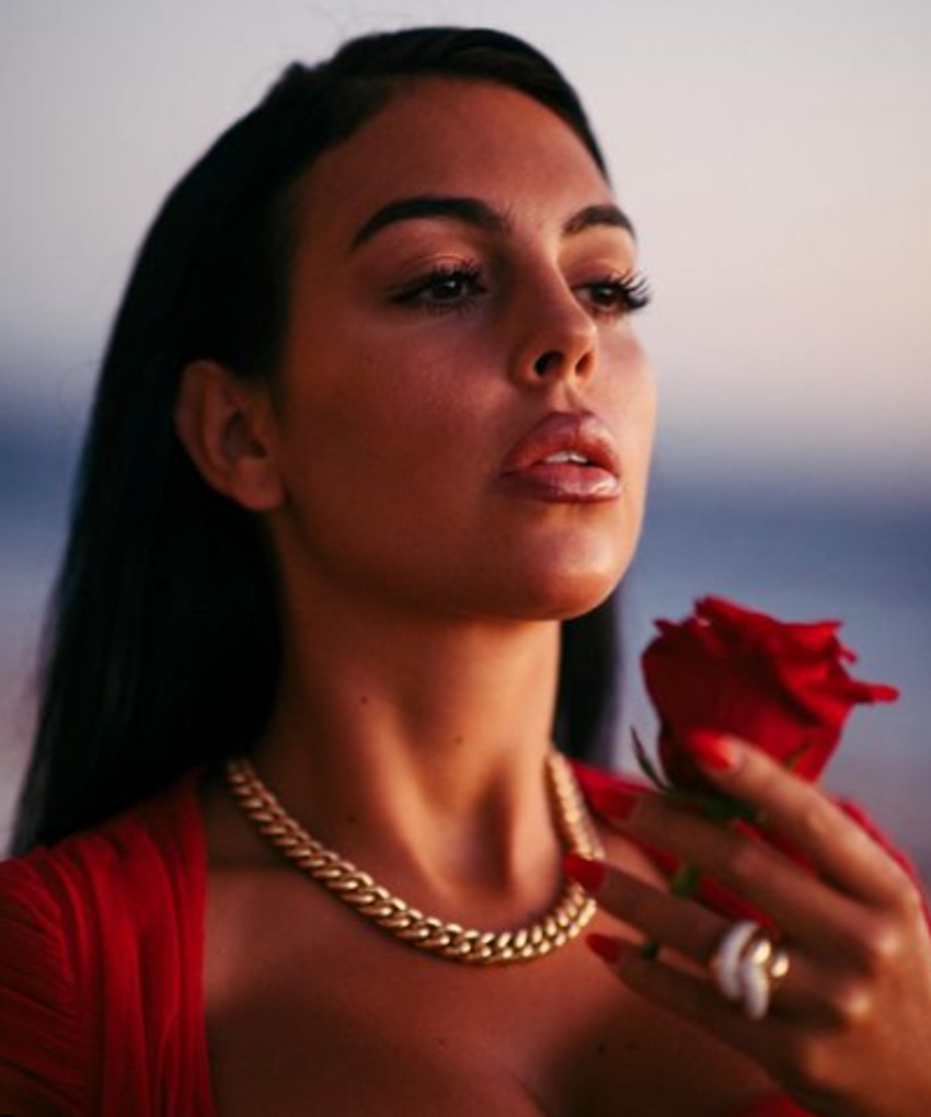 Georgina Rodriguez'e şok sözler: Zengin oldu bizi unuttu