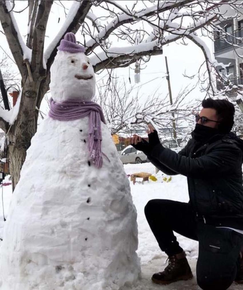 Güldüren kardan adam kareleri! Vatandaşlar hayal gücünü bir kez daha kanıtladı...