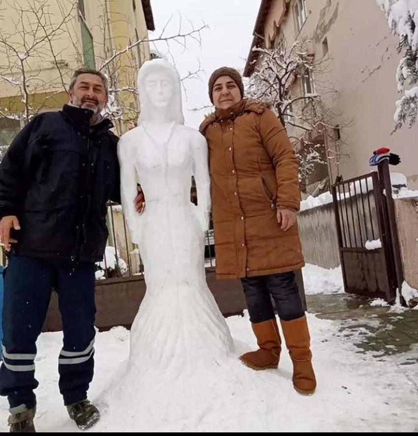 Güldüren kardan adam kareleri! Vatandaşlar hayal gücünü bir kez daha kanıtladı...