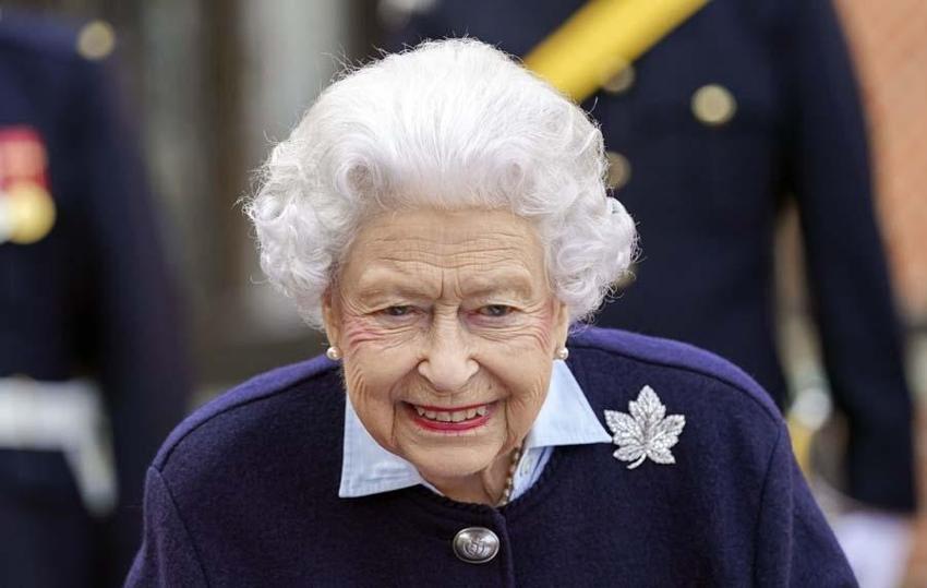 İngiltere Kraliçesi 2. Elizabeth'in şaşırtan görüntüsü! Pahalı olduğu için saçlarının yarısı yok...