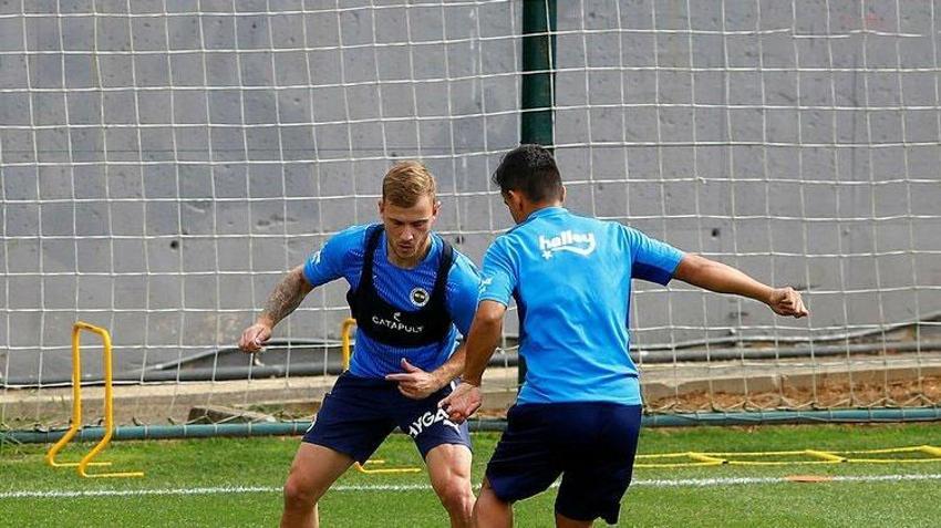 Fenerbahçe'deki 3 ayrılığı açıkladı! 'Gönderilecekler arasında bu oyuncular var...'