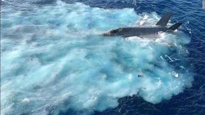 F-35C savaş uçağı düştü ABD şok oldu! Zamana karşı yarış başladı: CNN International ilk fotoğrafı yayınladı...