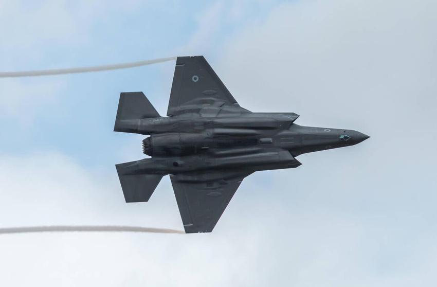ABD uçağı F-35C kriz yarattı! Sırların Çin'in eline geçmesi istenmiyor!
