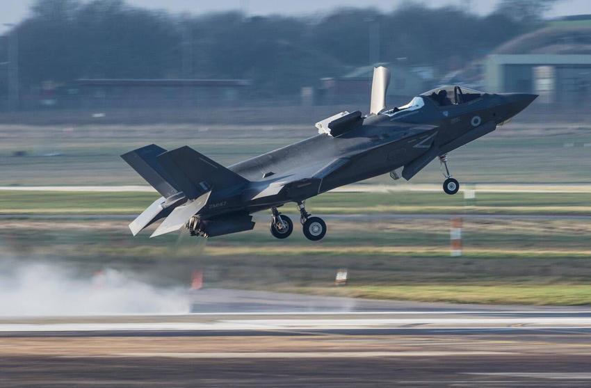 ABD uçağı F-35C kriz yarattı! Sırların Çin'in eline geçmesi istenmiyor!