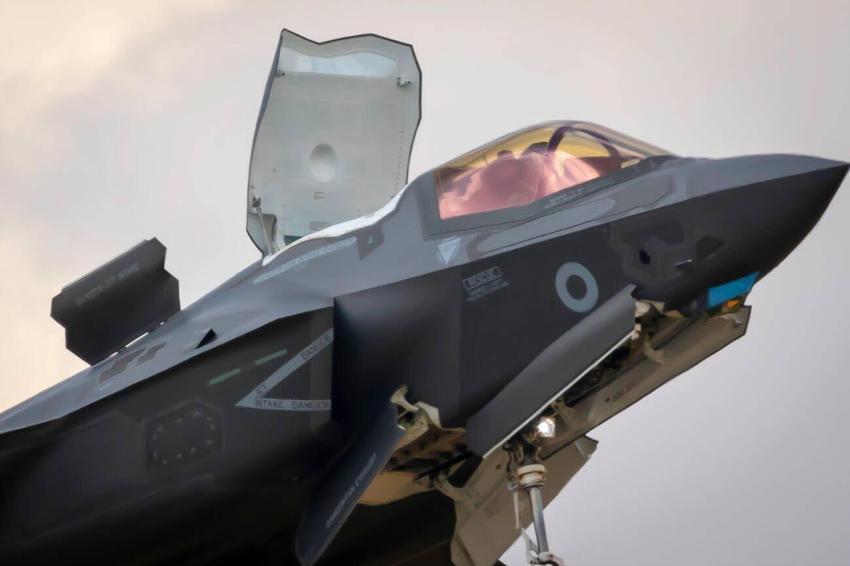 ABD uçağı F-35C kriz yarattı! Sırların Çin'in eline geçmesi istenmiyor!