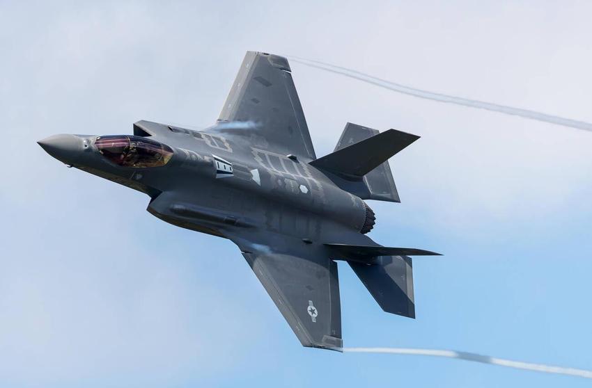 ABD uçağı F-35C kriz yarattı! Sırların Çin'in eline geçmesi istenmiyor!