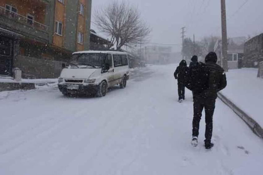 Meteoroloji son dakika açıkladı! Kar kuvvetli geliyor, Sarı kodlu alarm verildi! İstanbul, Ankara ve birçok şehirde...