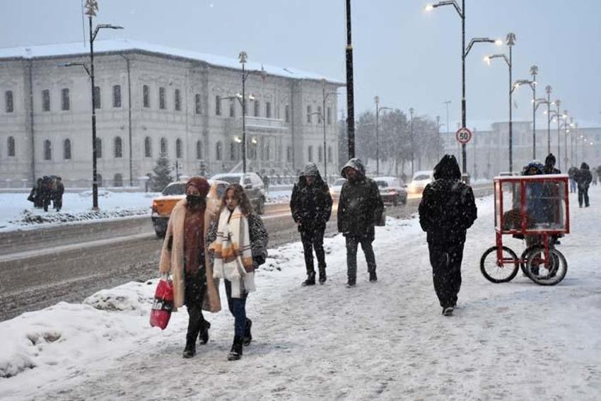 Meteoroloji'den son dakika açıklaması! Yarın değişiyor, cumartesi gününe kadar sürecek! Onlarca kent için sarı kodlu flaş uyarı...