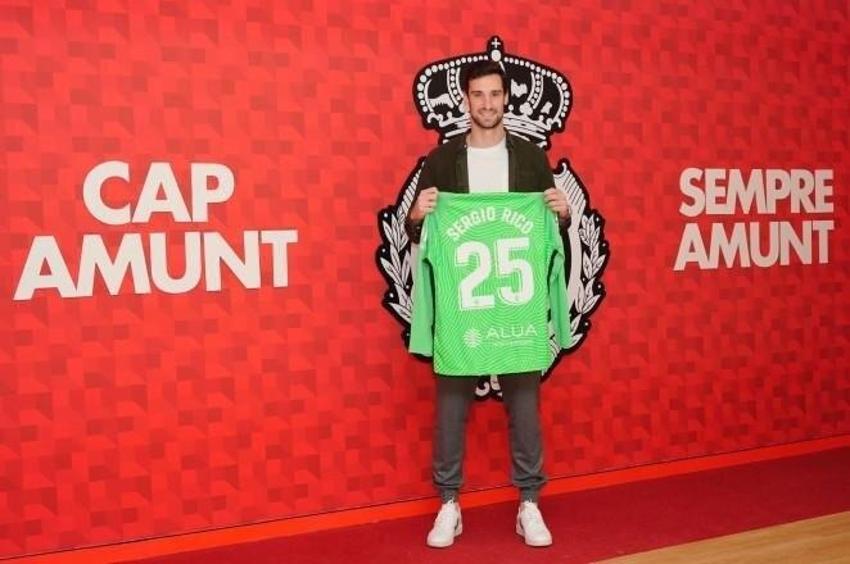 Ali Koç ağır davrandı İsmail Kartal hayal kırıklığı yaşadı! Seferovic, Pesic, Morelos derken iki tane ateş gibi golcüyü elinden kaçırdı