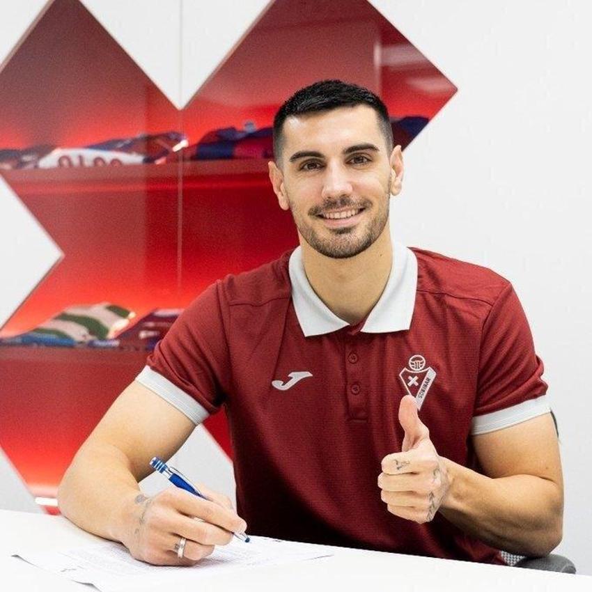 Ali Koç ağır davrandı İsmail Kartal hayal kırıklığı yaşadı! Seferovic, Pesic, Morelos derken iki tane ateş gibi golcüyü elinden kaçırdı