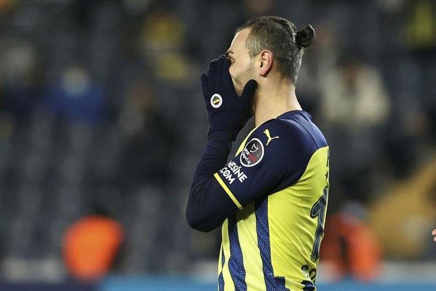 AS Gazetesi İsmail Kartal'ın istediği golcüyü yazdı! Ali Koç'tan 7 milyon sterlin!