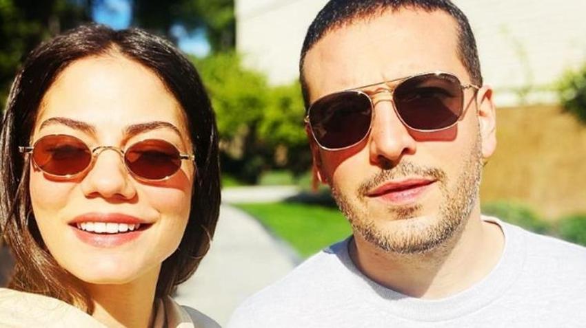 Demet Özdemir'den bornozlu dekolteli pozlar! 