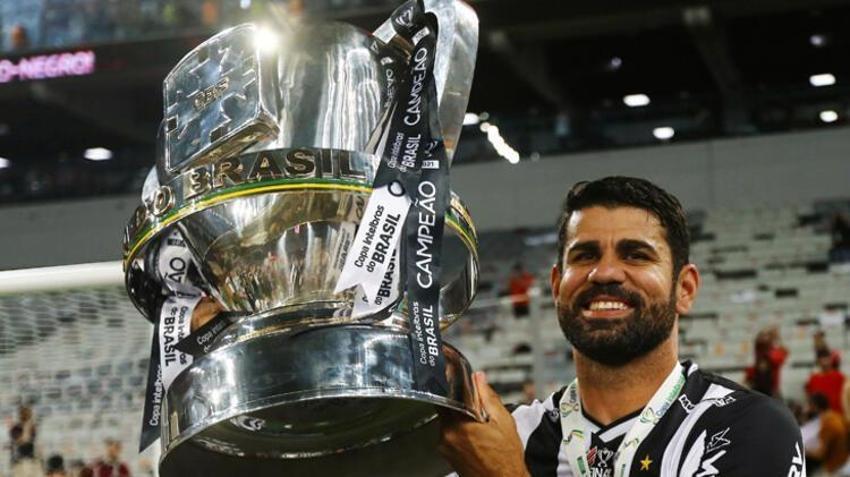 F.Bahçe'nin dünyaca ünlü transfer sürprizini açıkladı! Süper Lig kulübünü reddetmişti