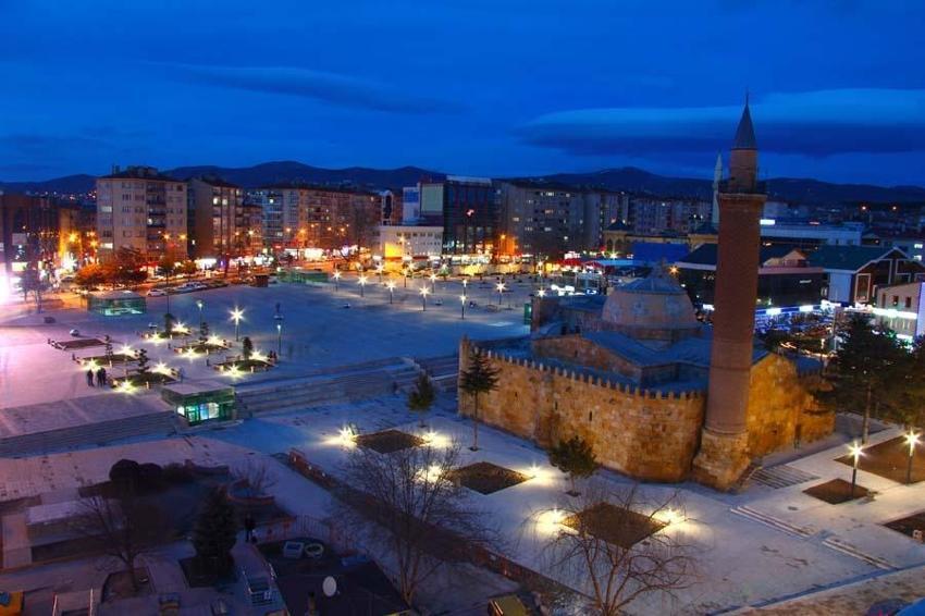 İşte Türkiye'nin en büyük şehri! Ülkemizde herkes kendi memleketinde yaşasaydı en büyük iller hangileri olurdu?