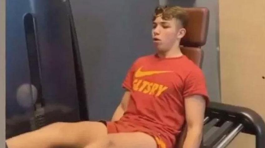 Galatasaray tişörtü ile paylaşım yaptı takımdan kovuldu! Eskişehirspor'dan altyapı futbolcusu Egehan Has kararı...