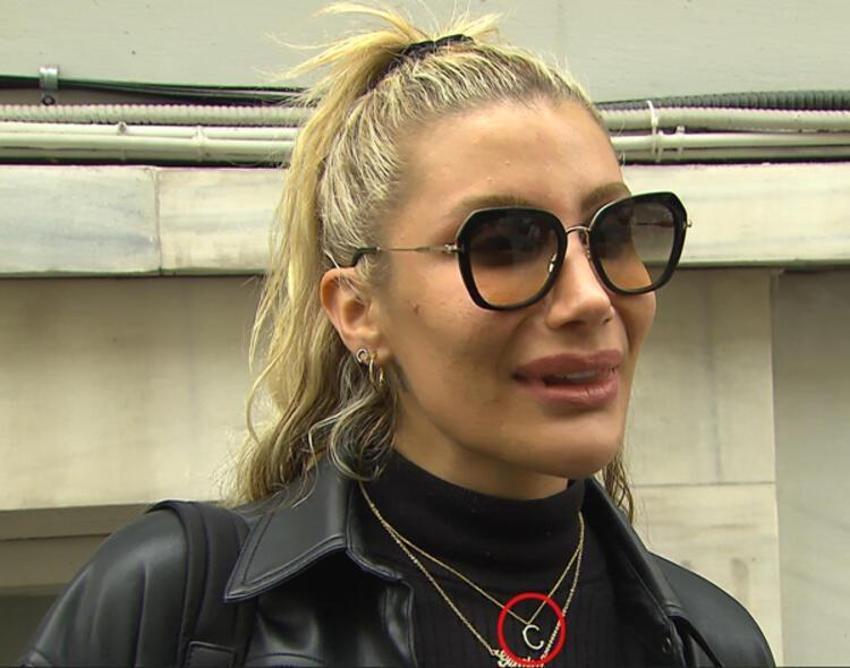 İrem Derici'den Hande Yener itirafı!