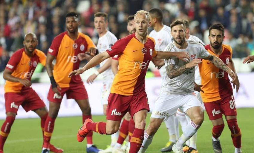 Transferde Erick Pulgar, Bafetimbi Gomis ve Inaki Pena'dan sonra Galatasaray'dan bir bomba daha!