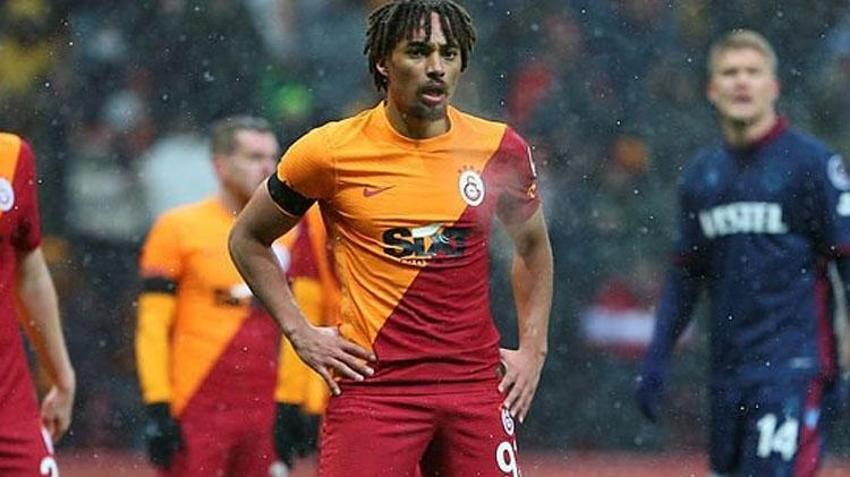 Galatasaray'da 2 futbolcu daha eşyalarını topladı! Ayrılığı kendi açıkladı