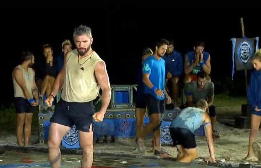 Survivor'da sürgün adasına kim gitti, Survivor'da eleme adayı kim oldu, Survivor dokunulmazlık oyununu kim kazandı! Acun Ilıcalı açıkladı: Nagihan, Berna, Bora ve Furkan...