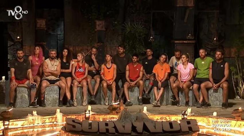 Survivor'da sürgün adasına kim gitti, Survivor'da eleme adayı kim oldu, Survivor dokunulmazlık oyununu kim kazandı! Acun Ilıcalı açıkladı: Nagihan, Berna, Bora ve Furkan...